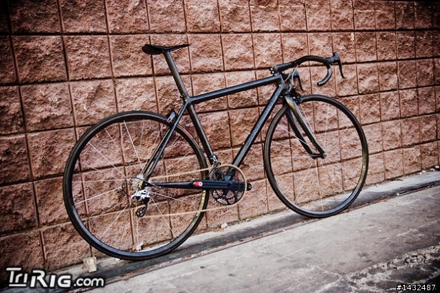 世上最輕的單車!!2.7KG!!