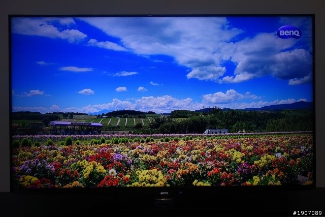 BenQ 50RW6500「鮮明原色‧絢彩呈現」進入極窄邊框高畫質大視界!