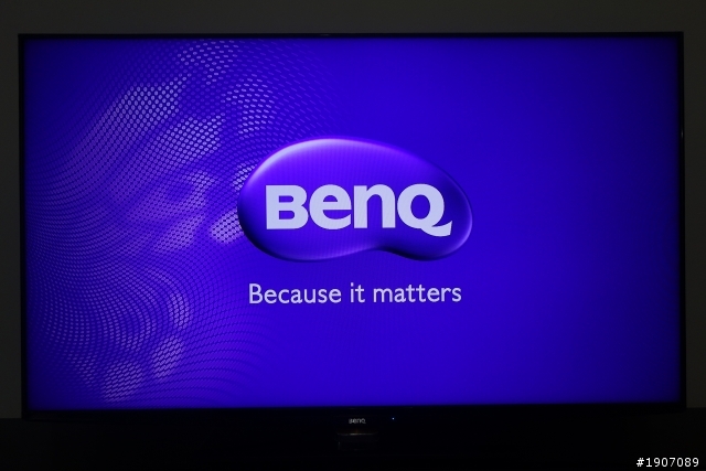 BenQ 50RW6500「鮮明原色‧絢彩呈現」進入極窄邊框高畫質大視界!