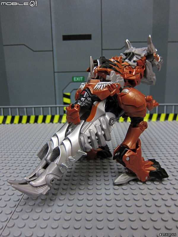 變形金剛4:絕跡重生之美版V級鋼鎖不專業開箱文