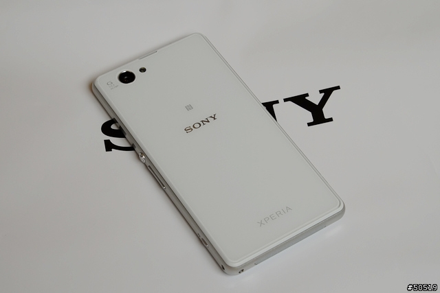 輕旗艦機 _ SONY Z1 Compact