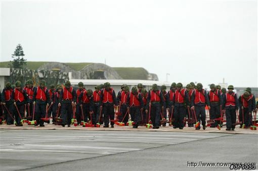 大陸可用東風11齊射18枚或週波射24枚癱瘓新竹機場至少51小時以上,
