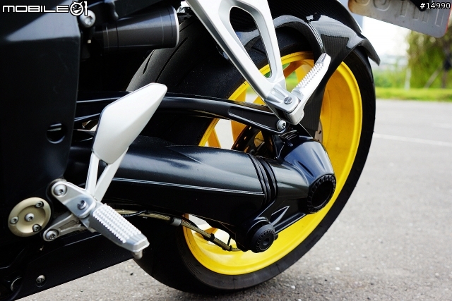 德意志的旅跑車:BMW Motorrad K1200S
