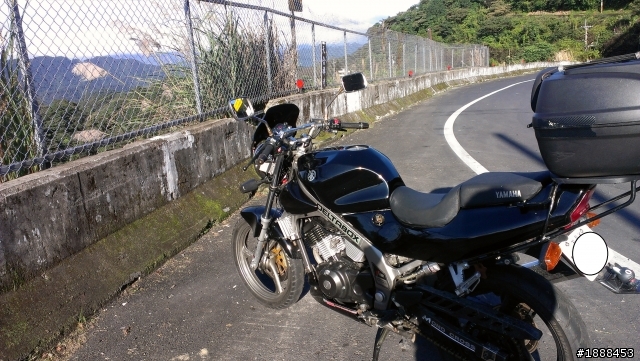 舊愛永遠最美 YAMAHA FZ-I I雙缸鼓動的感動...