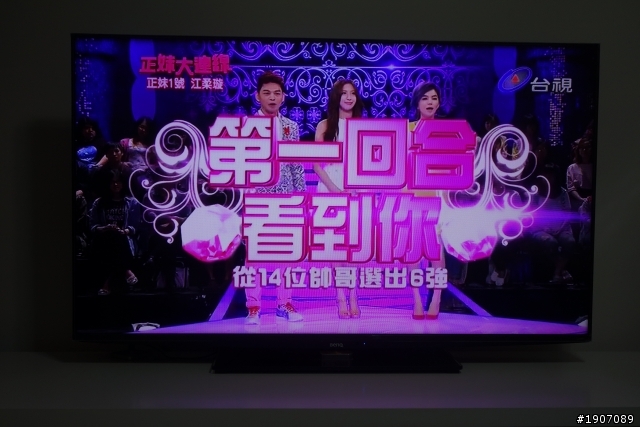 BenQ 50RW6500「鮮明原色‧絢彩呈現」進入極窄邊框高畫質大視界!