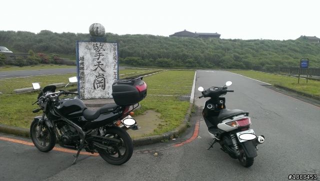 舊愛永遠最美 YAMAHA FZ-I I雙缸鼓動的感動...