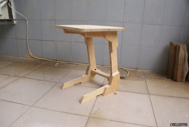 一個想動手的節奏~~DIY 柚木貼皮邊桌