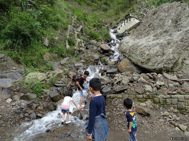 親子旅遊-鹿湖部落產業道路
