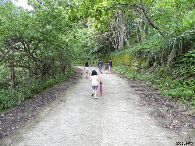 親子旅遊-鹿湖部落產業道路
