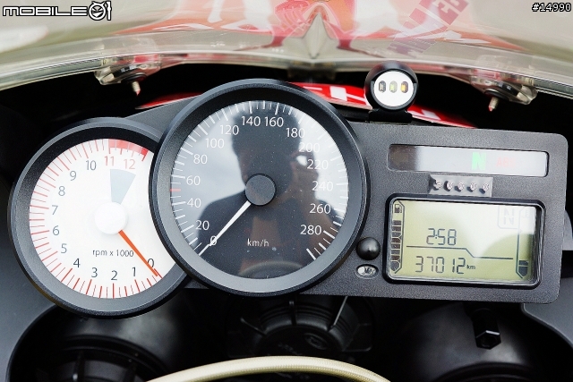 德意志的旅跑車:BMW Motorrad K1200S