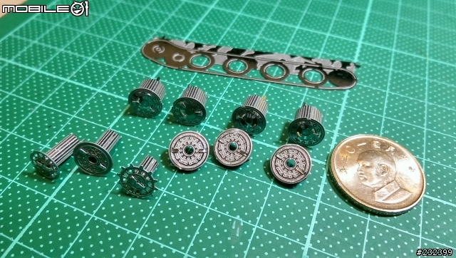 超自虐的微小蝕刻板模型--虎式坦克--