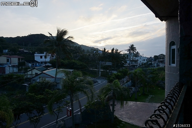 太麻里城堡溫泉民宿,享受金崙溫泉碳酸氫鈉泉及碳酸鐵泉。