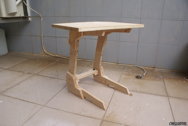 一個想動手的節奏~~DIY 柚木貼皮邊桌