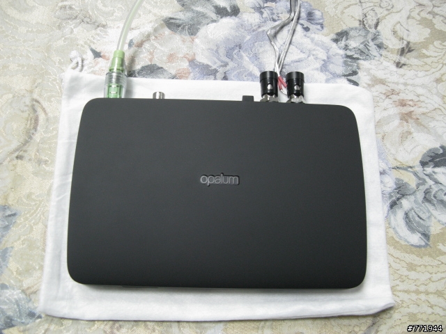 <開箱> 來自北歐, 兼顧美型與美聲的 Opalum Breeze 1010 立體聲數位音響系統