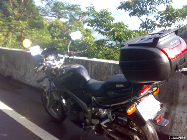 舊愛永遠最美 YAMAHA FZ-I I雙缸鼓動的感動...
