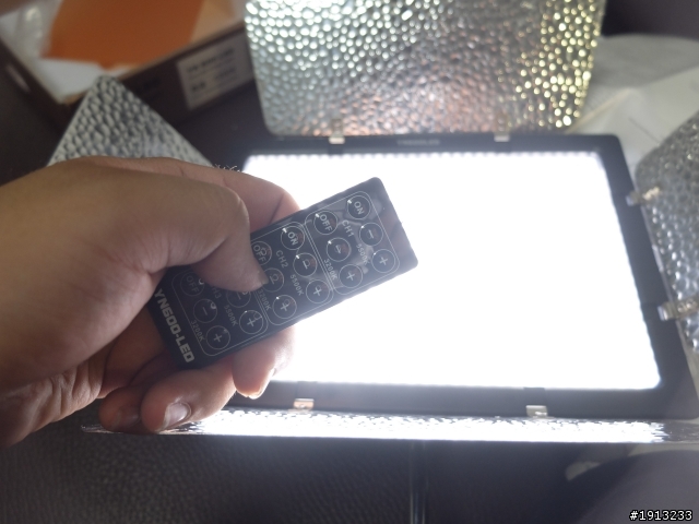 永諾 YN600 LED持續燈 開箱文!