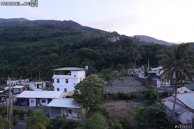 太麻里城堡溫泉民宿,享受金崙溫泉碳酸氫鈉泉及碳酸鐵泉。