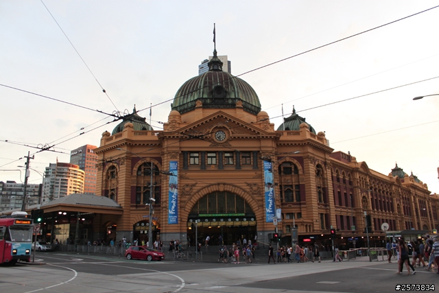 澳洲墨爾本MEL | 澳洲最古老 擁有150多年歷史 Flinders Station