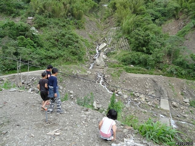 親子旅遊-鹿湖部落產業道路