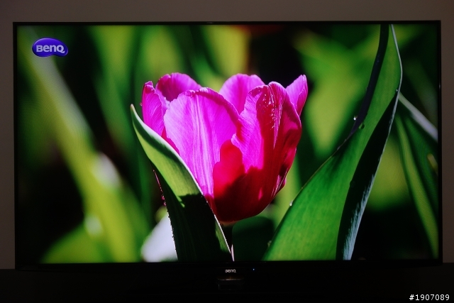 BenQ 50RW6500「鮮明原色‧絢彩呈現」進入極窄邊框高畫質大視界!