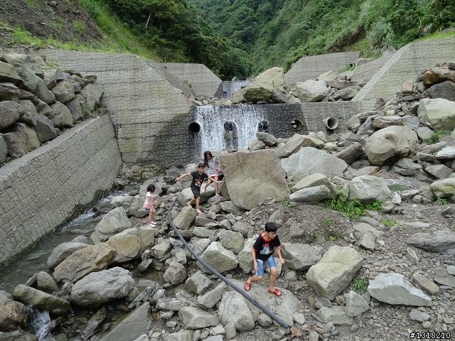 親子旅遊-鹿湖部落產業道路