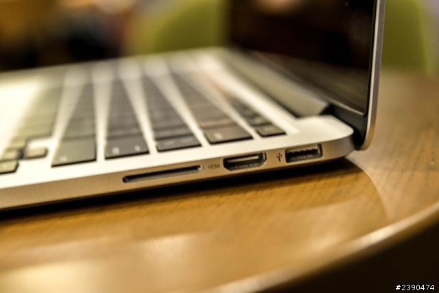 【首次入手MBPR簡單開箱】Apple MacBook Pro Retina 13 "