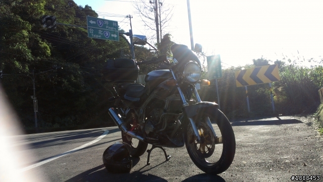 舊愛永遠最美 YAMAHA FZ-I I雙缸鼓動的感動...