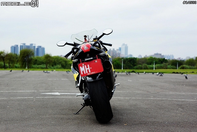 德意志的旅跑車:BMW Motorrad K1200S