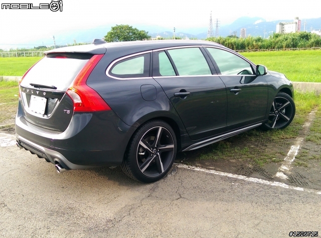 VOLVO, 它, 就是我的菜~!!我愛~!! V60 T5 R-Design簡易開箱~