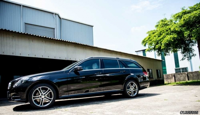 Benz E-Class Estate