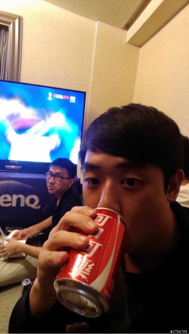 BenQ 大尺寸電視看世足賽好過癮