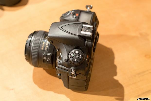 要出來了,我是說.....D800s --> D810