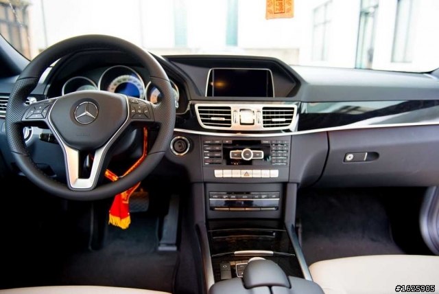 Benz E-Class Estate
