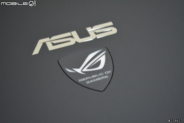 「開箱」效能攻頂的ASUS G750JZ