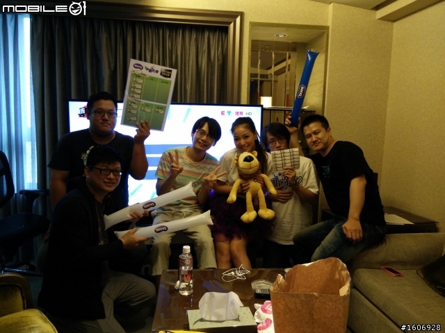 我參加「爸爸舒壓小確幸~BenQ呼朋引『爸』球賽轟趴大尺寸液晶電視看世足賽分享」 英國vs義大利-心得分享