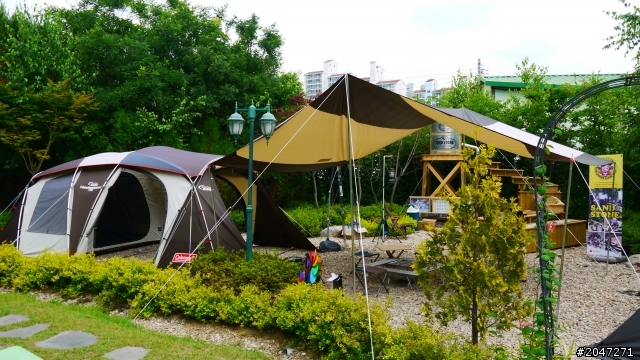 這才是展示場呀!!韓國的CAMPING IS