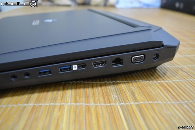 「開箱」效能攻頂的ASUS G750JZ