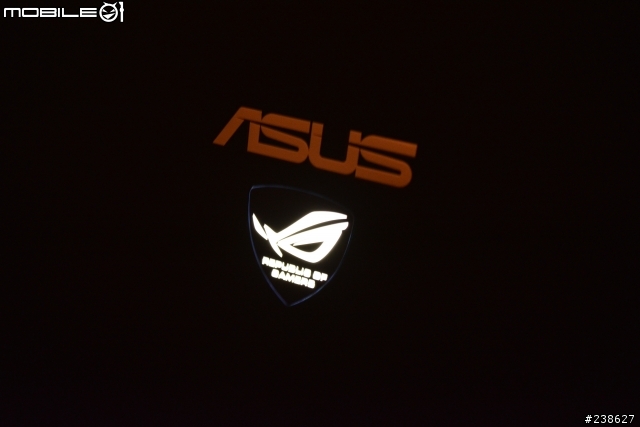 「開箱」效能攻頂的ASUS G750JZ