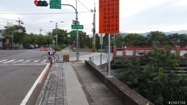 粉領族~2014端午節消肉重路線~台中大三元