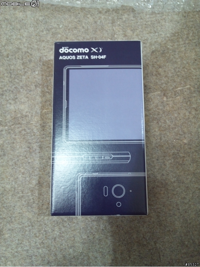 DOCOMO SH-04F白色 簡易開箱