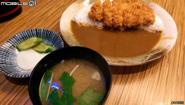 燒!! 赤神豬排...CP值高,值得一試 !