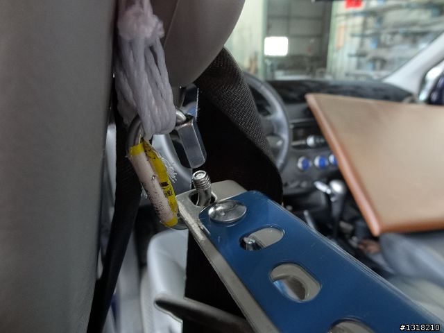 親子旅遊-Zinger改裝車中床