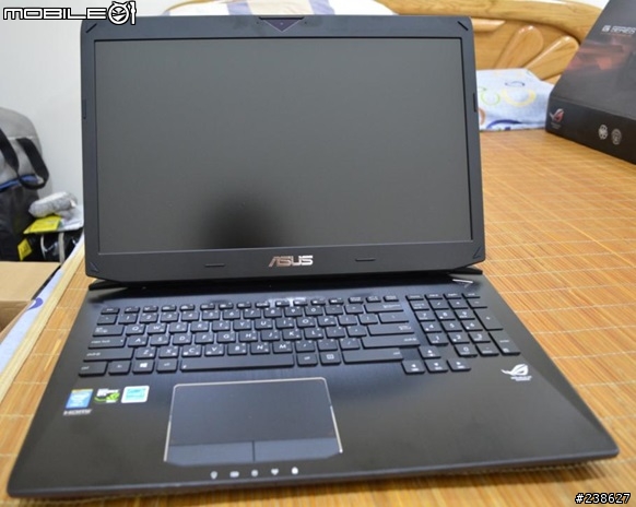 「開箱」效能攻頂的ASUS G750JZ