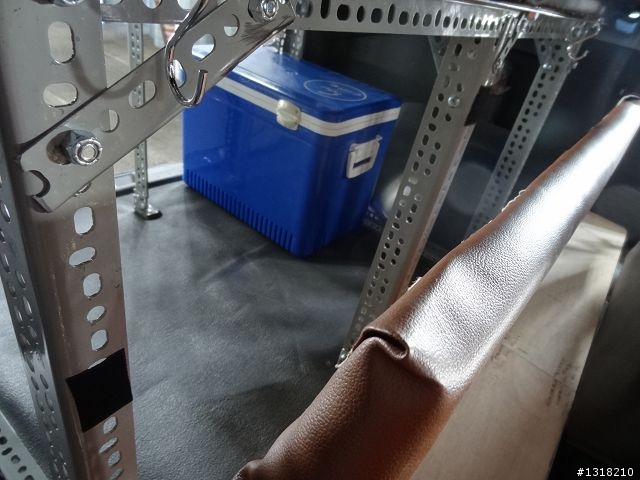 親子旅遊-Zinger改裝車中床
