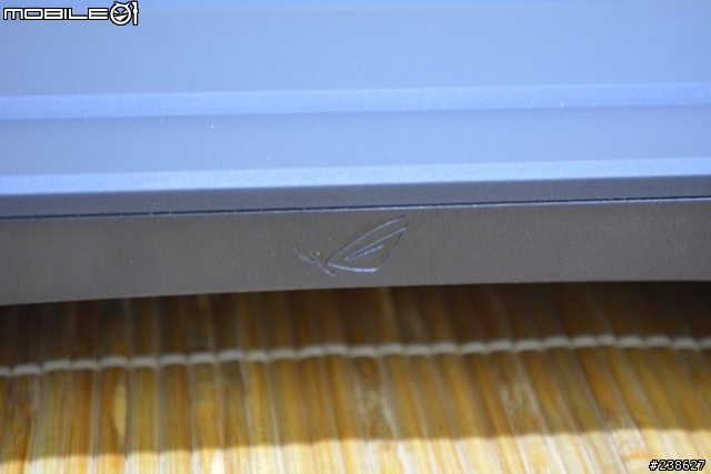 「開箱」效能攻頂的ASUS G750JZ