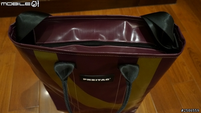 <開箱> 瑞士環保品牌 Freitag F74 Bob 手提側背包-紫醉金迷