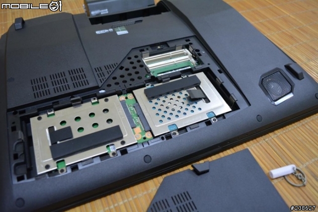 「開箱」效能攻頂的ASUS G750JZ