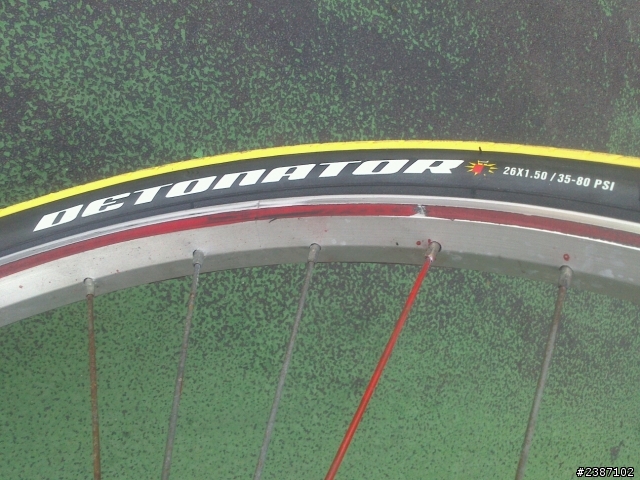 瑪吉斯maxxis m203色胎(開箱中)