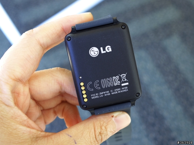 首批Android Wear智慧錶  LG G Watch 動手玩