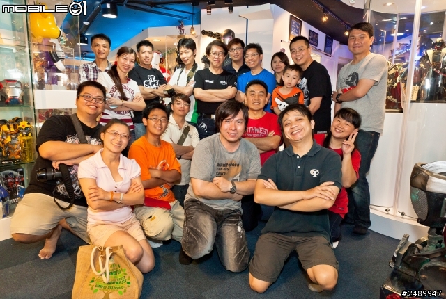 獨孤影武與哈比怪人的玩具互訪直擊大PK,影武完敗!但敗的很快樂。